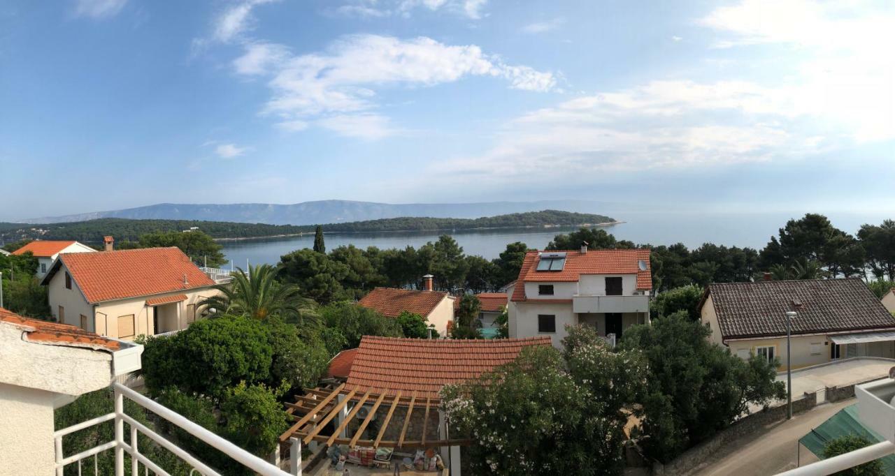 Apartment Bozikovic - Jelsa - Vitarnja Exterior photo